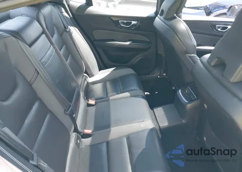 2019 Volvo S60 Hybrid T8 R-Design from USA, damaged, VIN 7JRBR0FM2KG018066